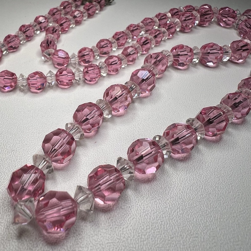 Art Deco Pink Crystal Bead Necklace: Vintage Geometric Faceted Glass - Picture 1 of 7